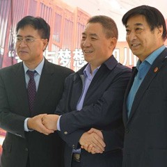 QG刮刮乐再出手公益，为四川25所小学捐赠QG刮刮乐高科技钢琴